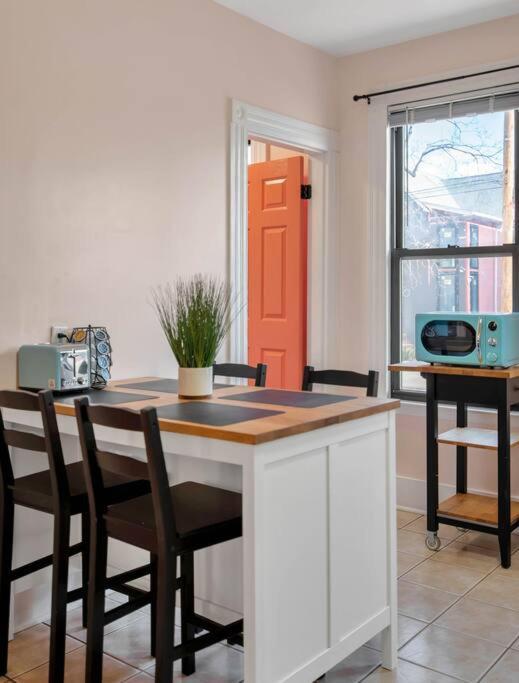 Peachy Paradise In East Rock Near Dt/yale Appartement New Haven