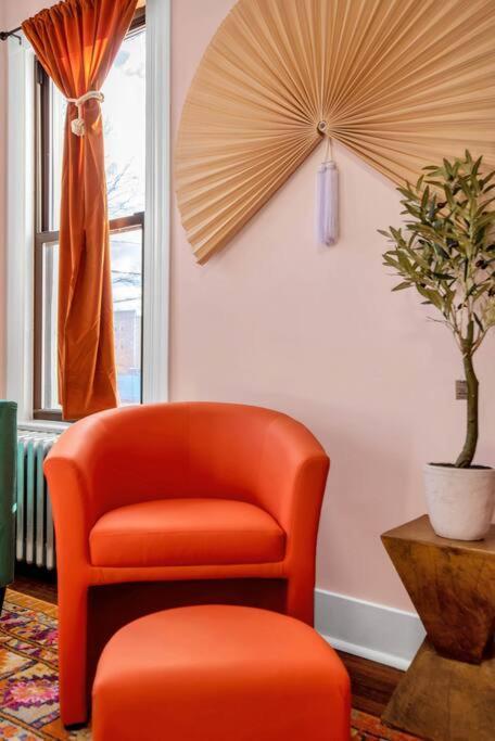 Peachy Paradise In East Rock Near Dt/yale * New Haven